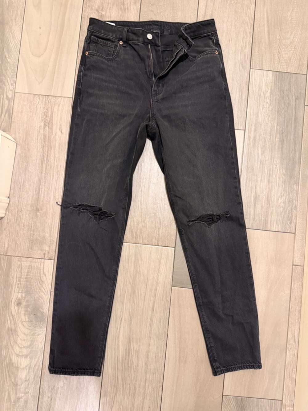 American Eagle Women's Black Distressed Mom Jeans High-Rise Jeans